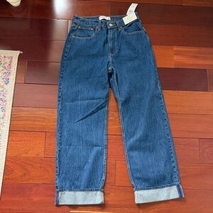 NWT Abercrombie The Loose Women’s Cuffed Denim Jeans size 27/4s